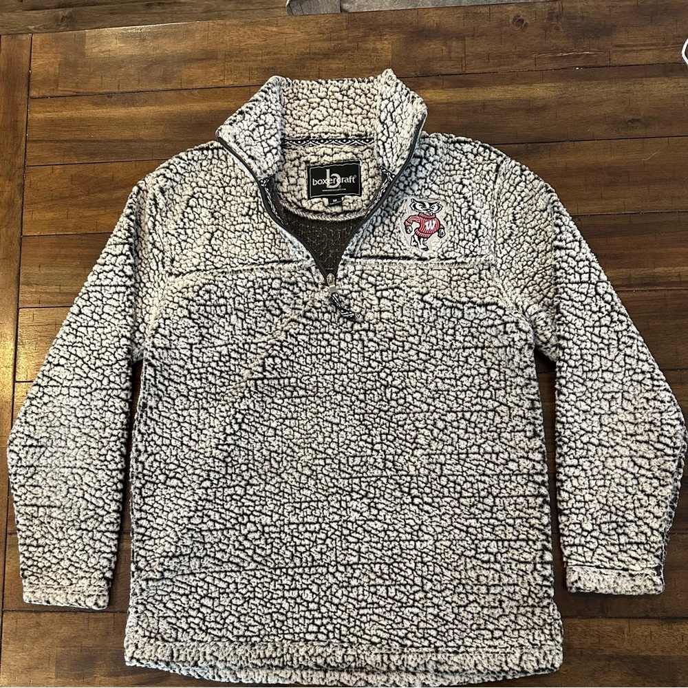 Boxercraft Women’s Black and White Sherpa Pullover
